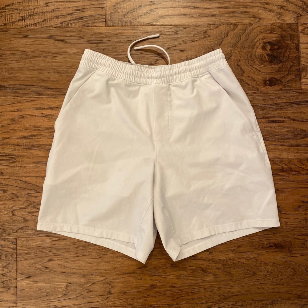 Lululemon Pace Breaker Shorts Mens Small White 7 Inch Inseam Athletic Running